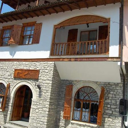 Hotel Berati Εξωτερικό φωτογραφία