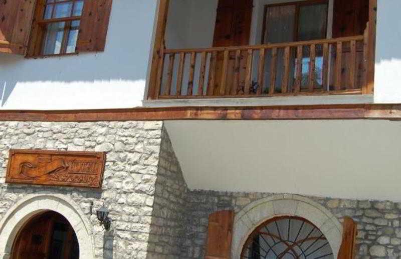 Hotel Berati Εξωτερικό φωτογραφία