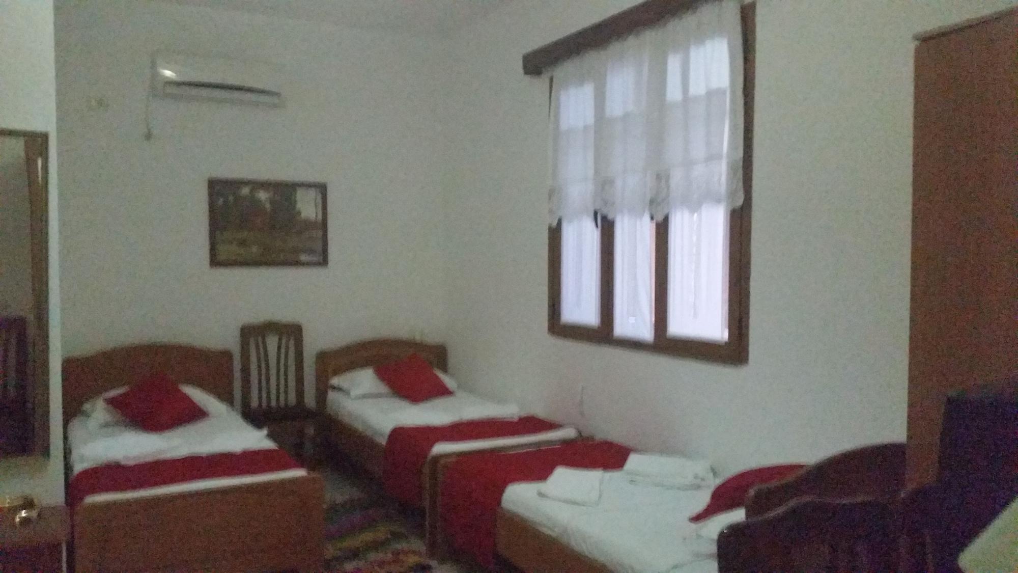 Hotel Berati Εξωτερικό φωτογραφία