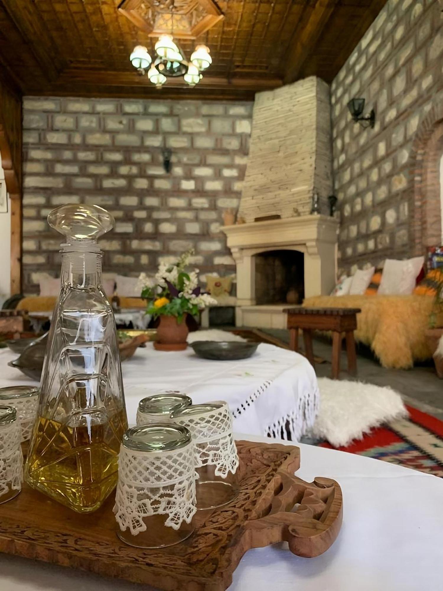 Hotel Berati Εξωτερικό φωτογραφία