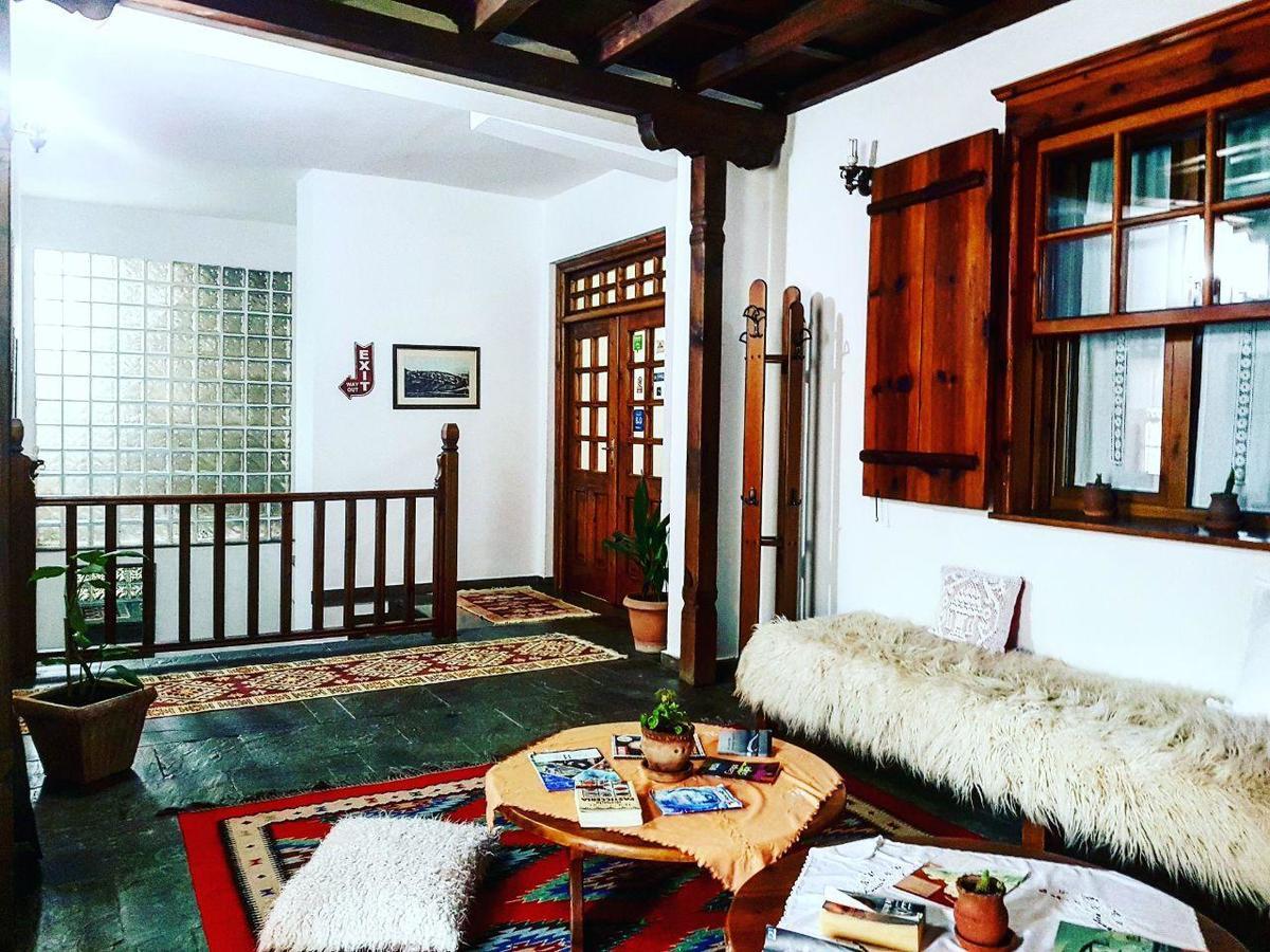 Hotel Berati Εξωτερικό φωτογραφία
